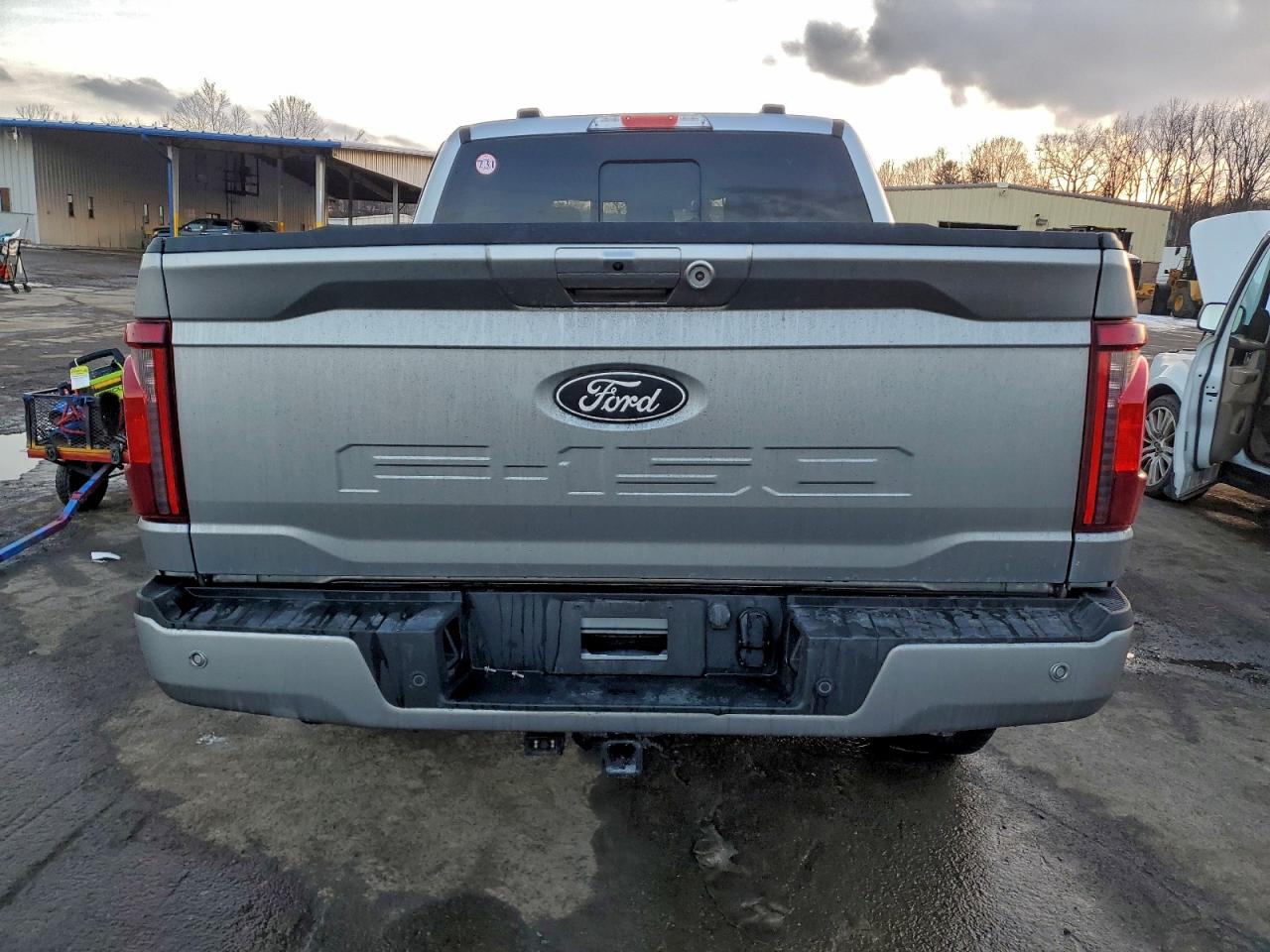 2024 FORD F150 XLT photo 16