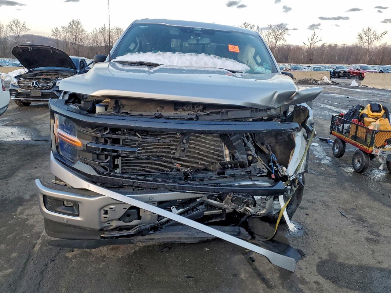 2024 FORD F150 XLT photo 13
