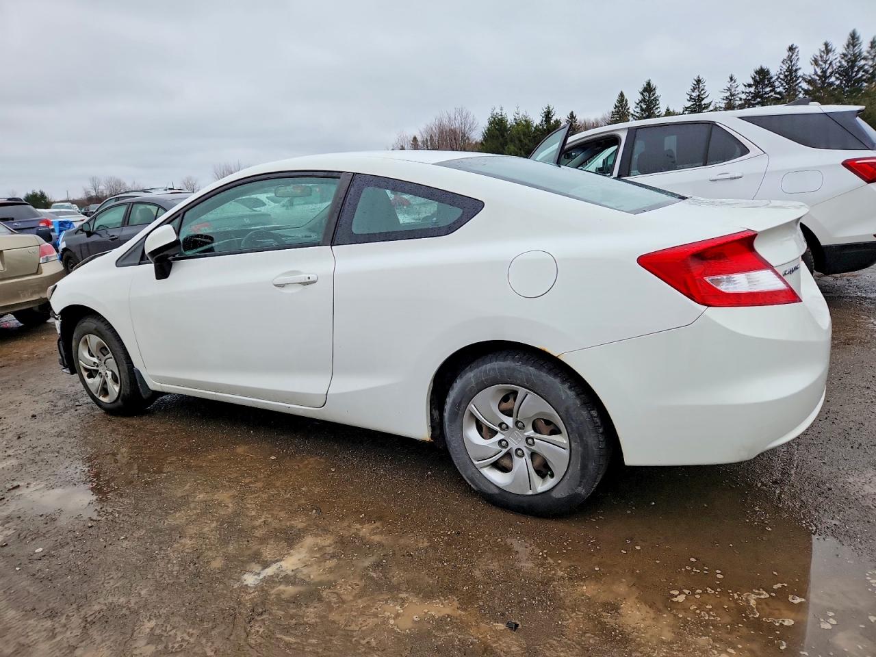 2013 HONDA CIVIC LX photo 2