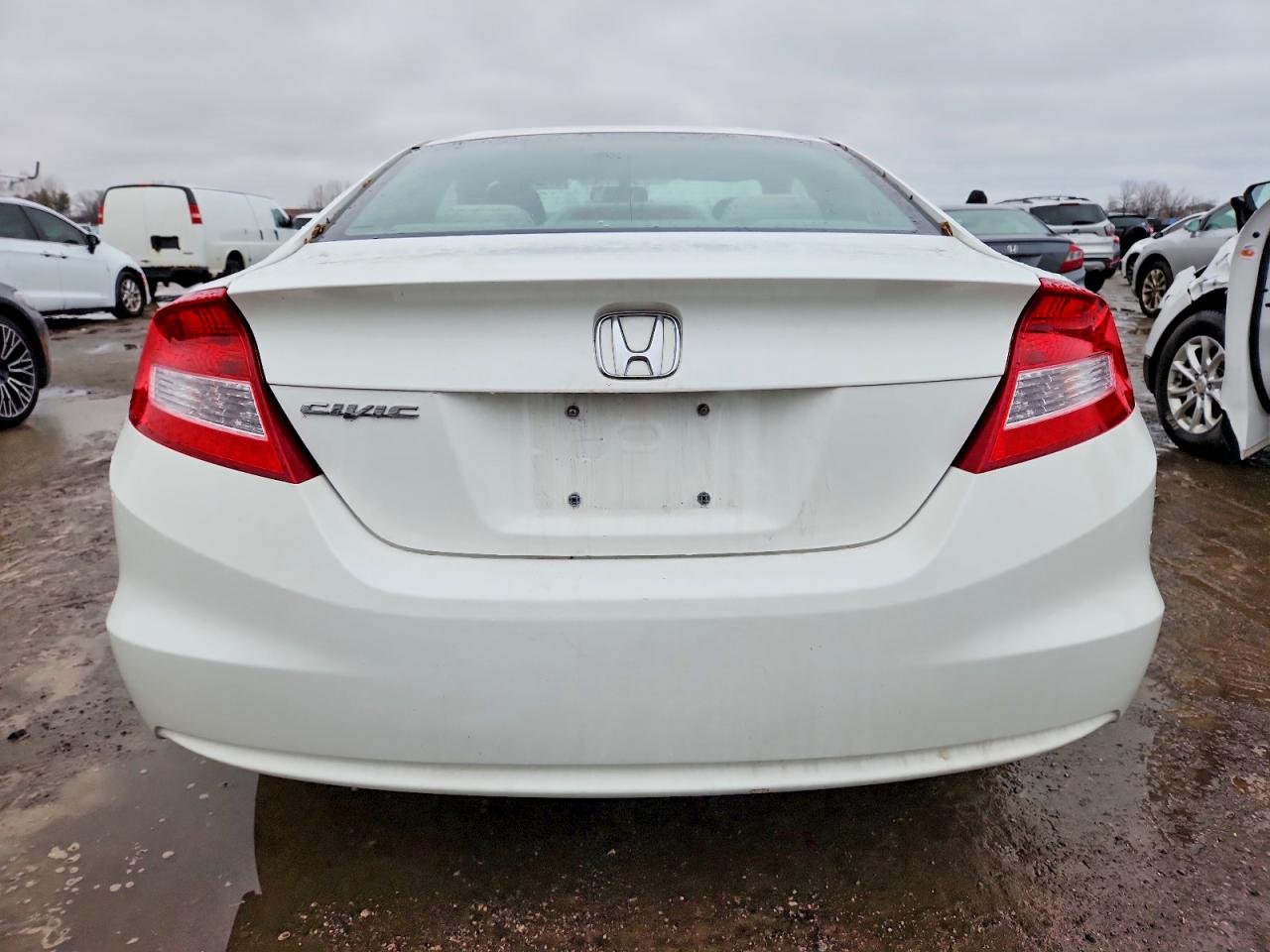 2013 HONDA CIVIC LX photo 6