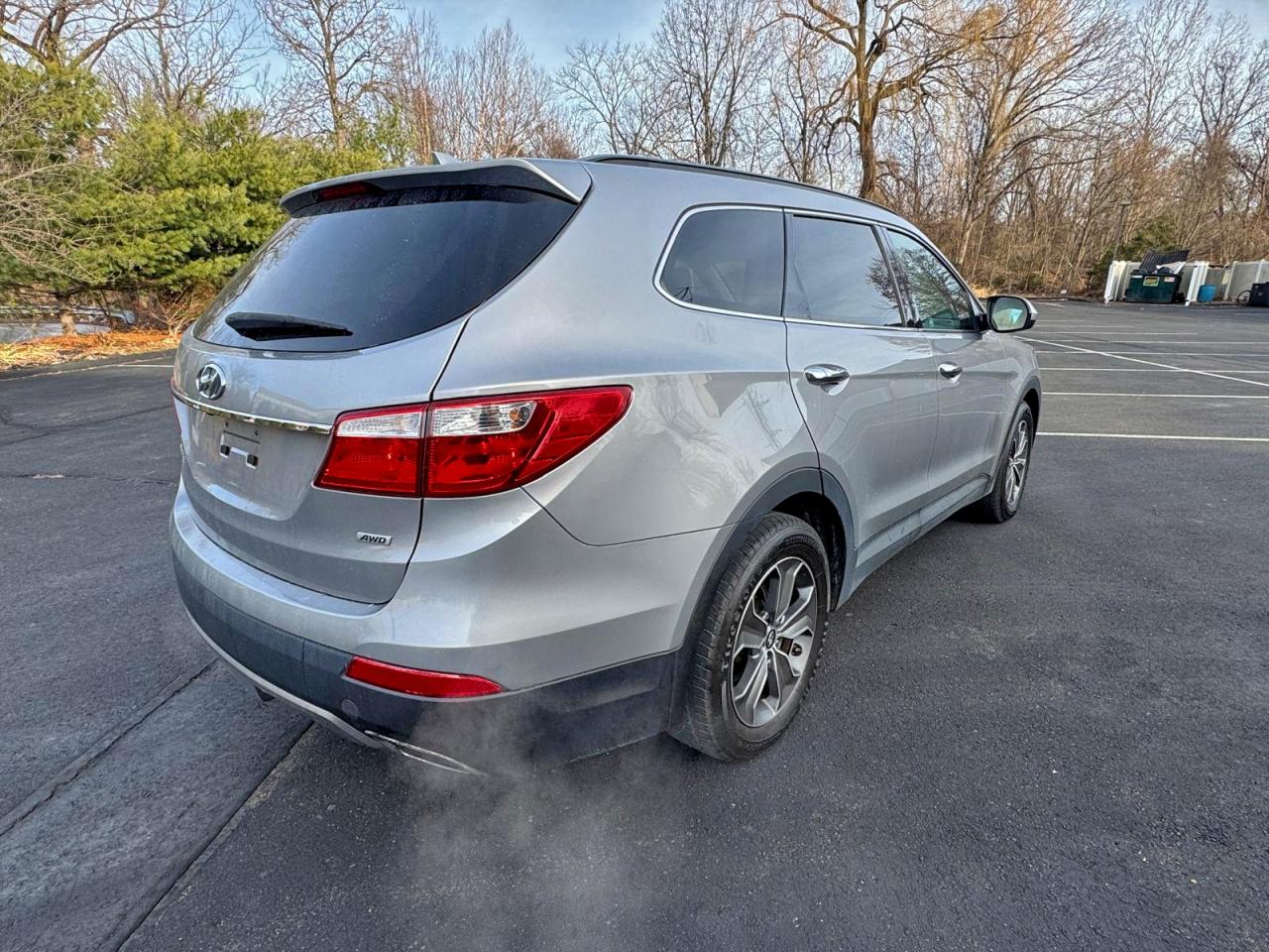 2016 HYUNDAI SANTA FE SE photo 3