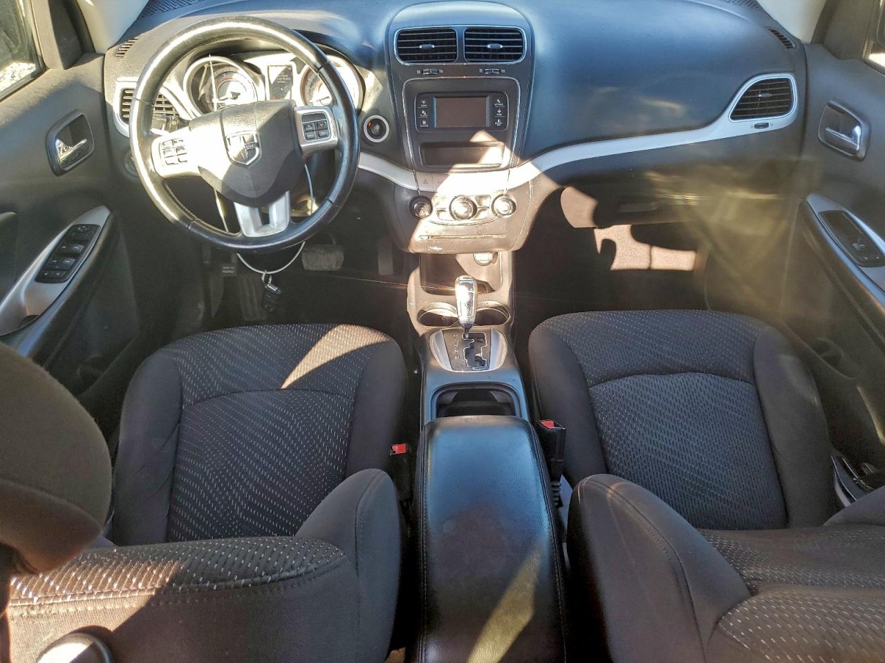 2015 DODGE JOURNEY SXT photo 8