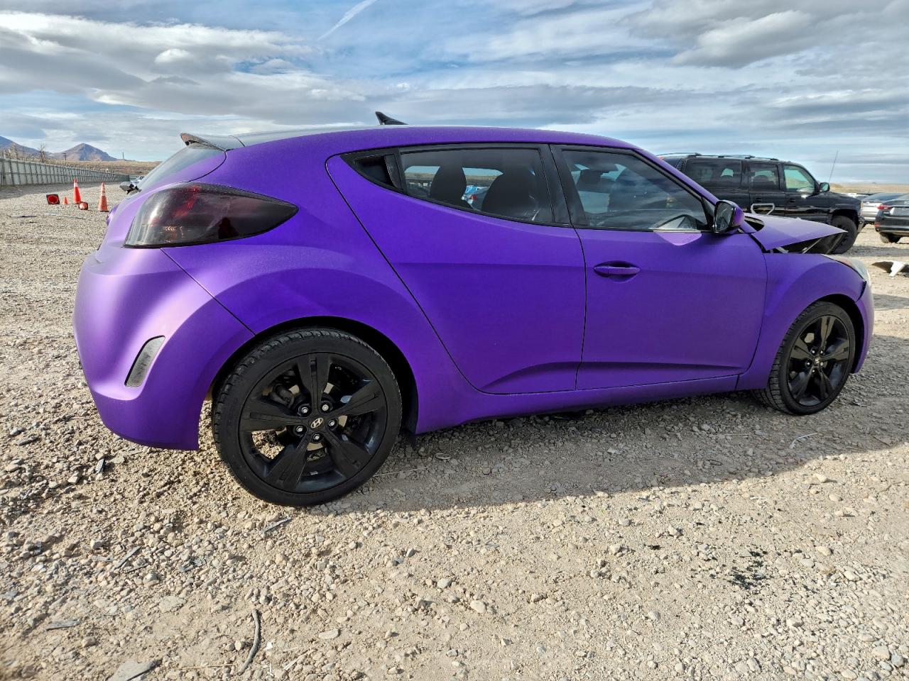 2016 HYUNDAI VELOSTER photo 3