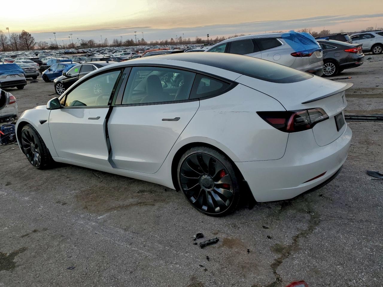 2022 TESLA MODEL 3 photo 3