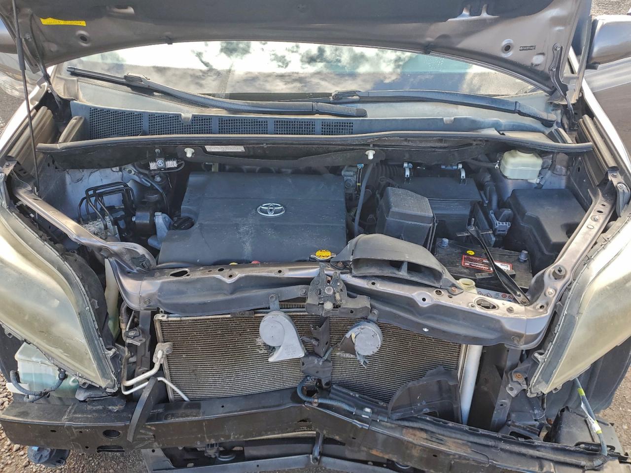 2015 TOYOTA SIENNA SPORT photo 12