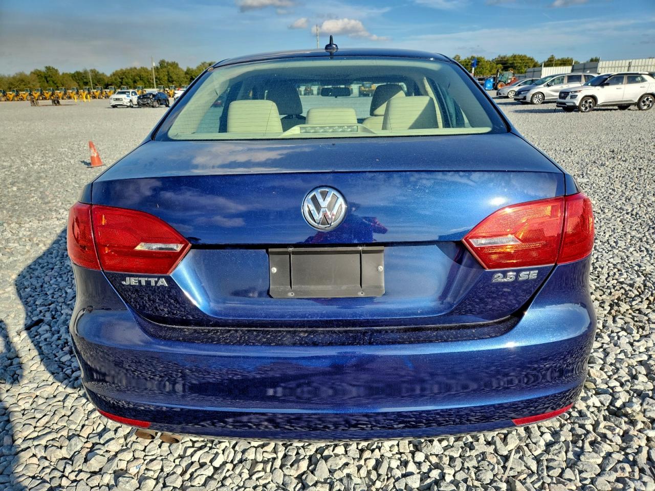 2012 VOLKSWAGEN JETTA SE photo 6