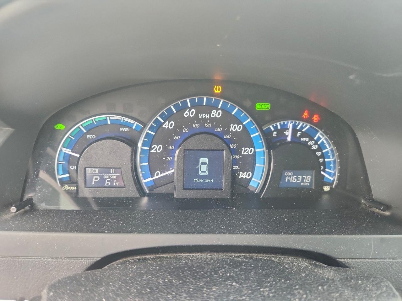2012 TOYOTA CAMRY HYBRID photo 9