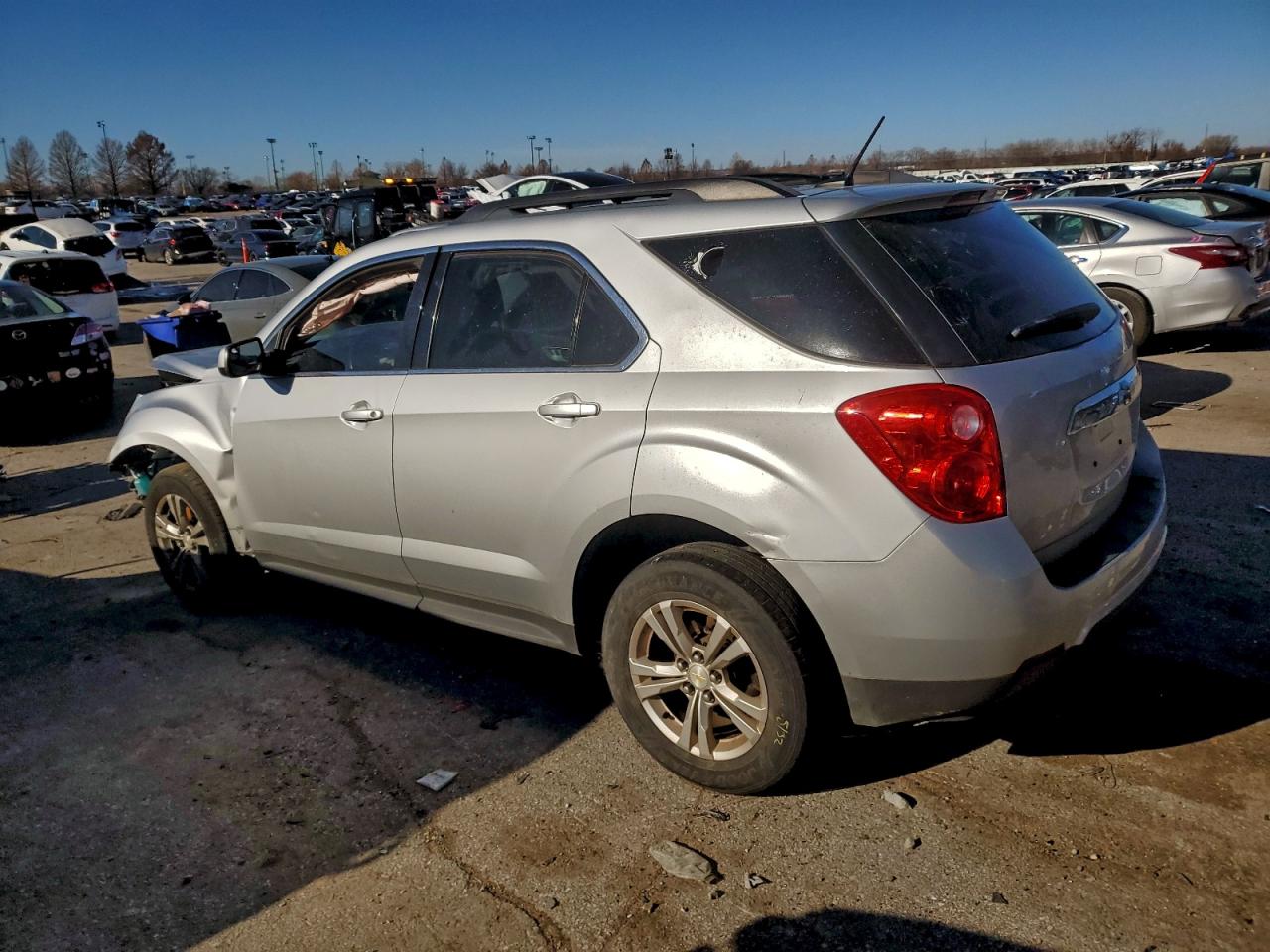 2014 CHEVROLET EQUINOX LT photo 2