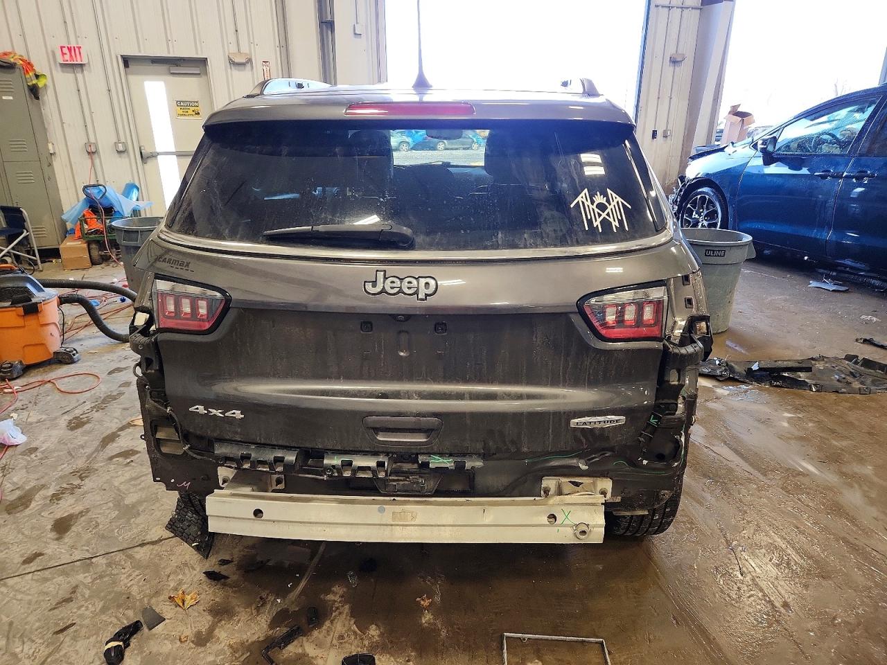 2017 JEEP COMPASS LATITUDE photo 6