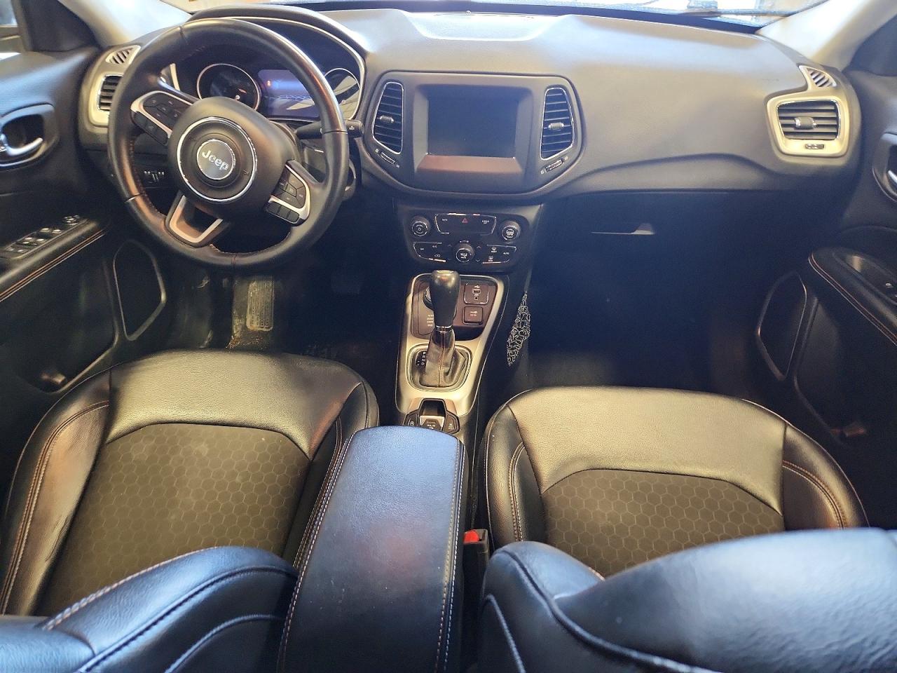 2017 JEEP COMPASS LATITUDE photo 8