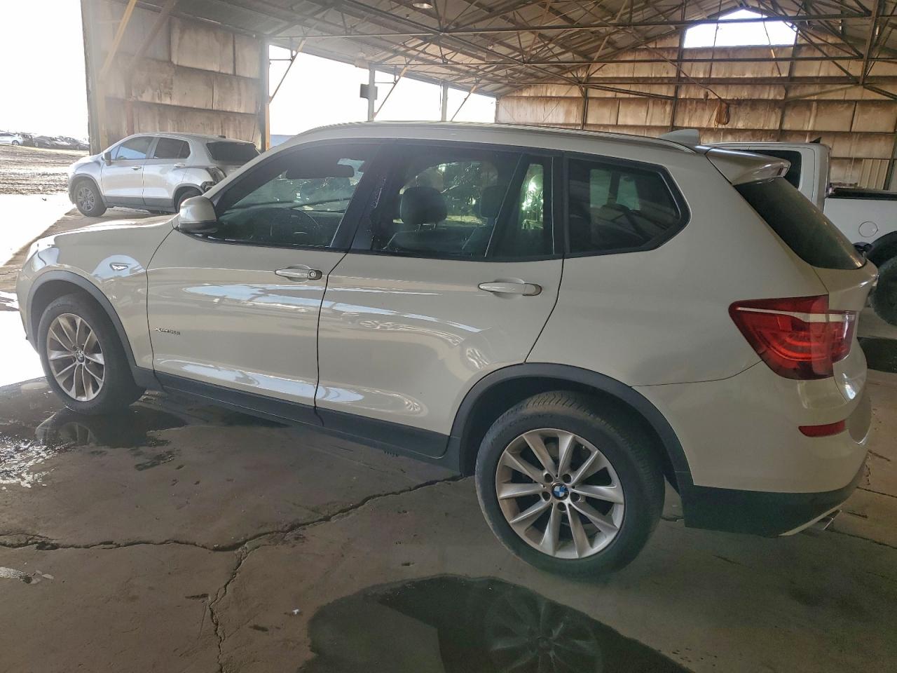 2015 BMW X3 XDRIVE28I photo 2