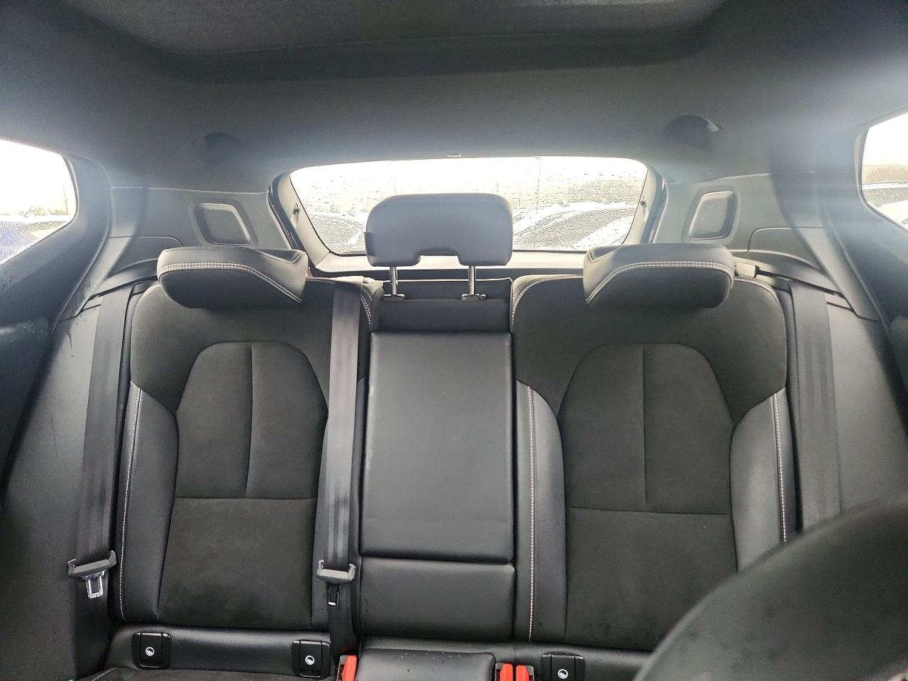 2022 VOLVO XC40 T4 R-DESIGN photo 10