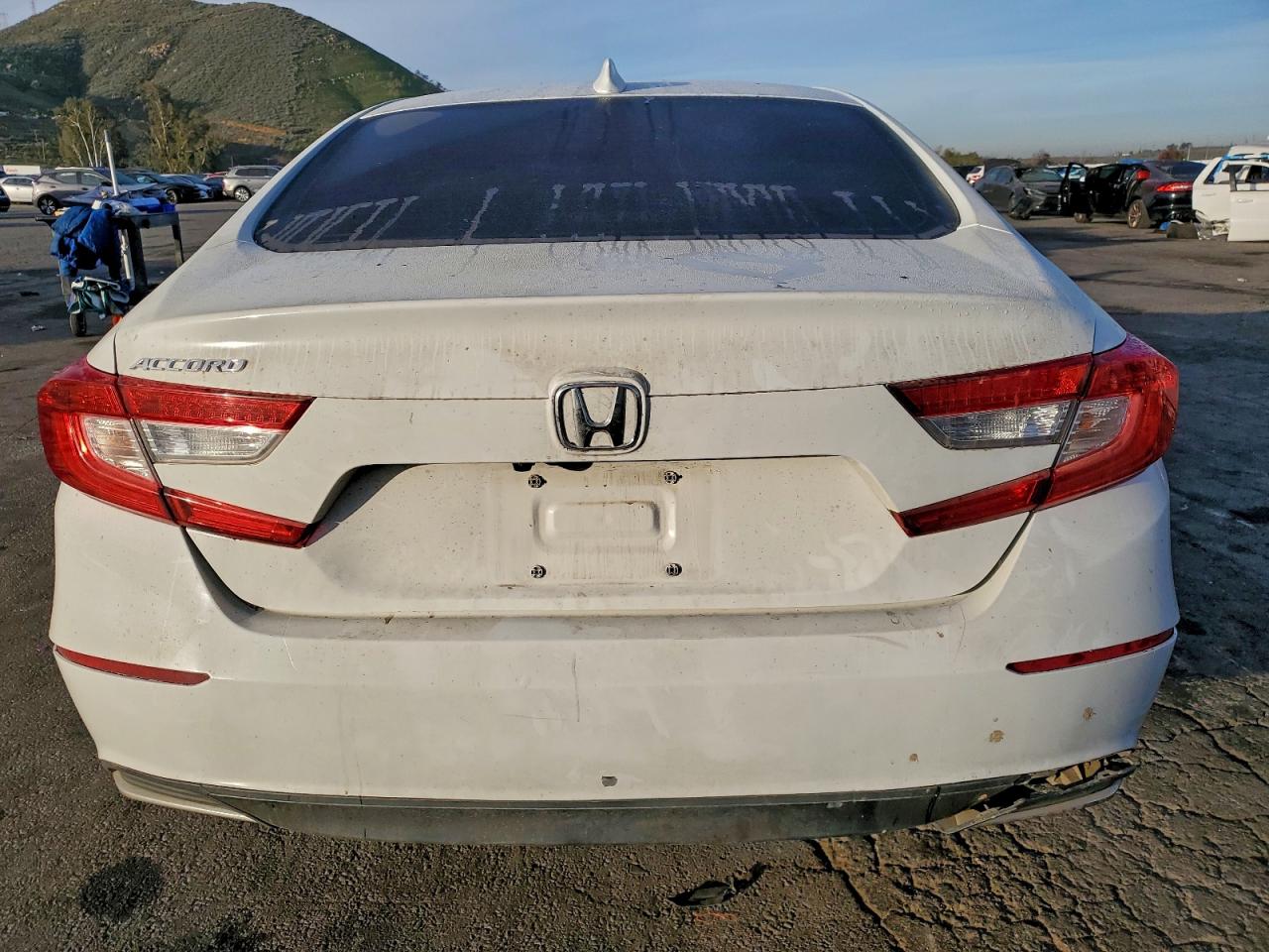 2020 HONDA ACCORD LX photo 6