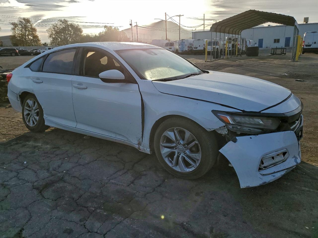 2020 HONDA ACCORD LX photo 4