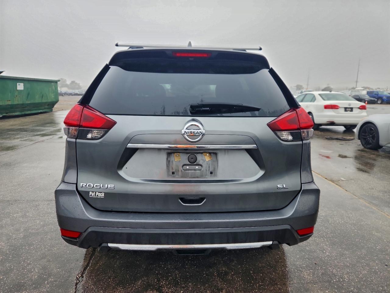 2017 NISSAN ROGUE S photo 16
