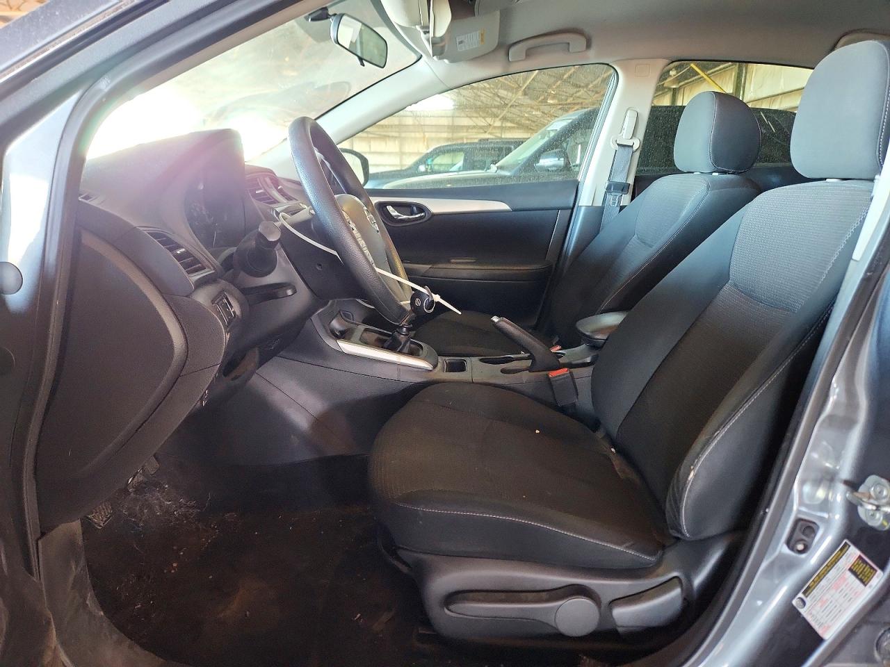 2019 NISSAN SENTRA S photo 7