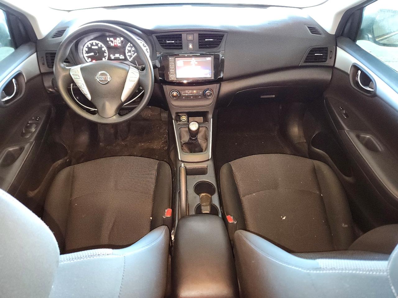 2019 NISSAN SENTRA S photo 8