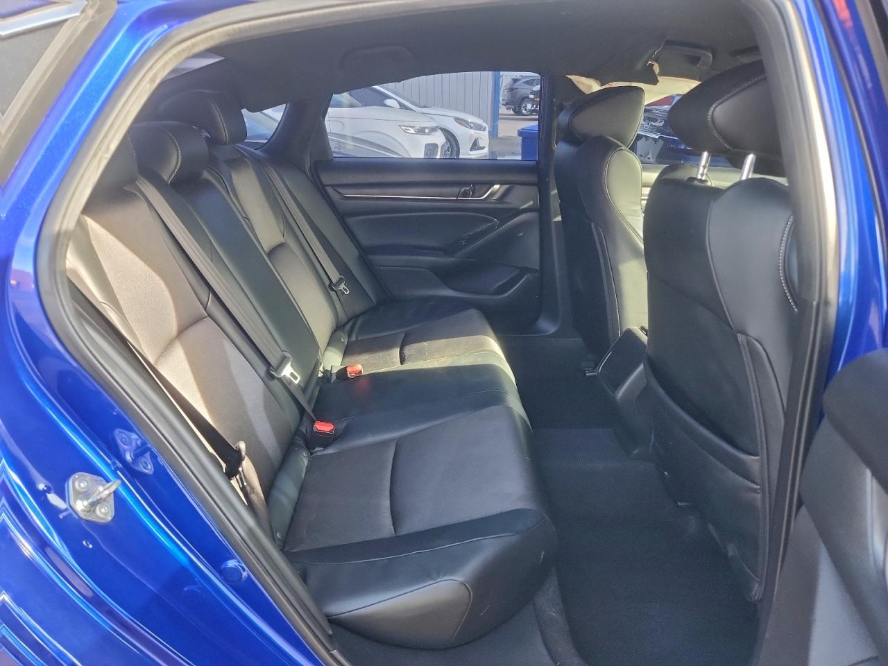 2018 HONDA ACCORD SPORT photo 10