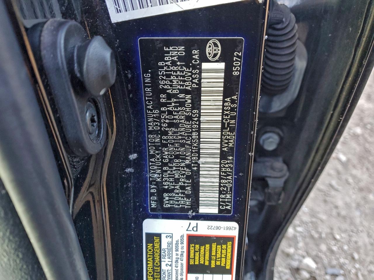 2016 TOYOTA CAMRY HYBRID photo 12