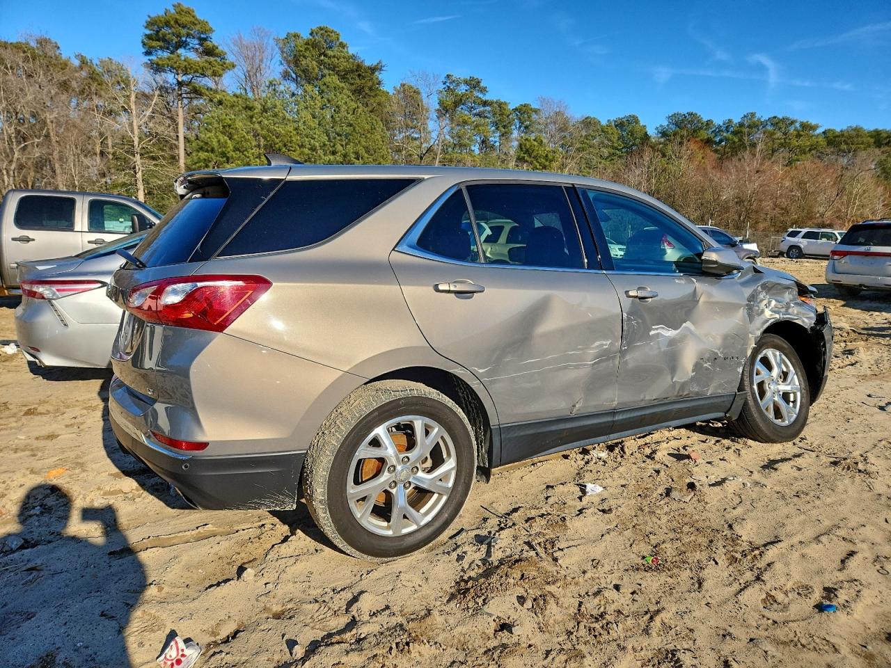 2018 CHEVROLET EQUINOX LT photo 3