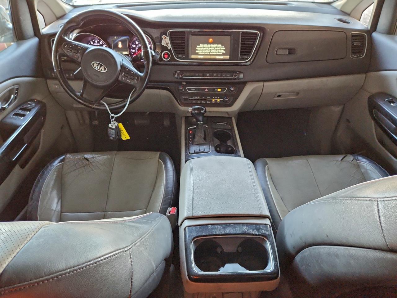 2016 KIA SEDONA EX photo 8