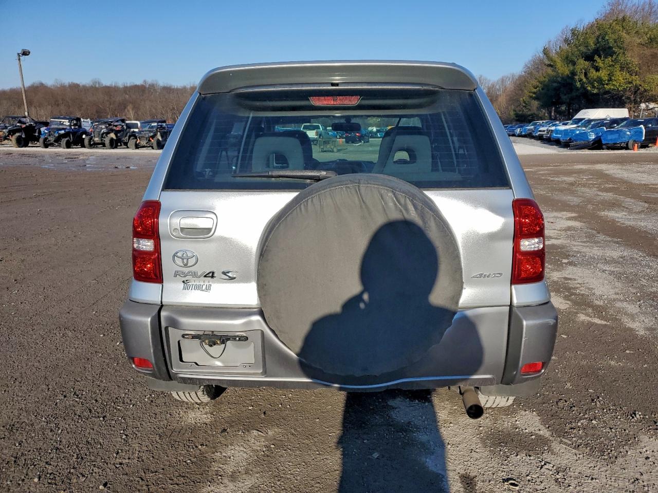 2004 TOYOTA RAV4 photo 6