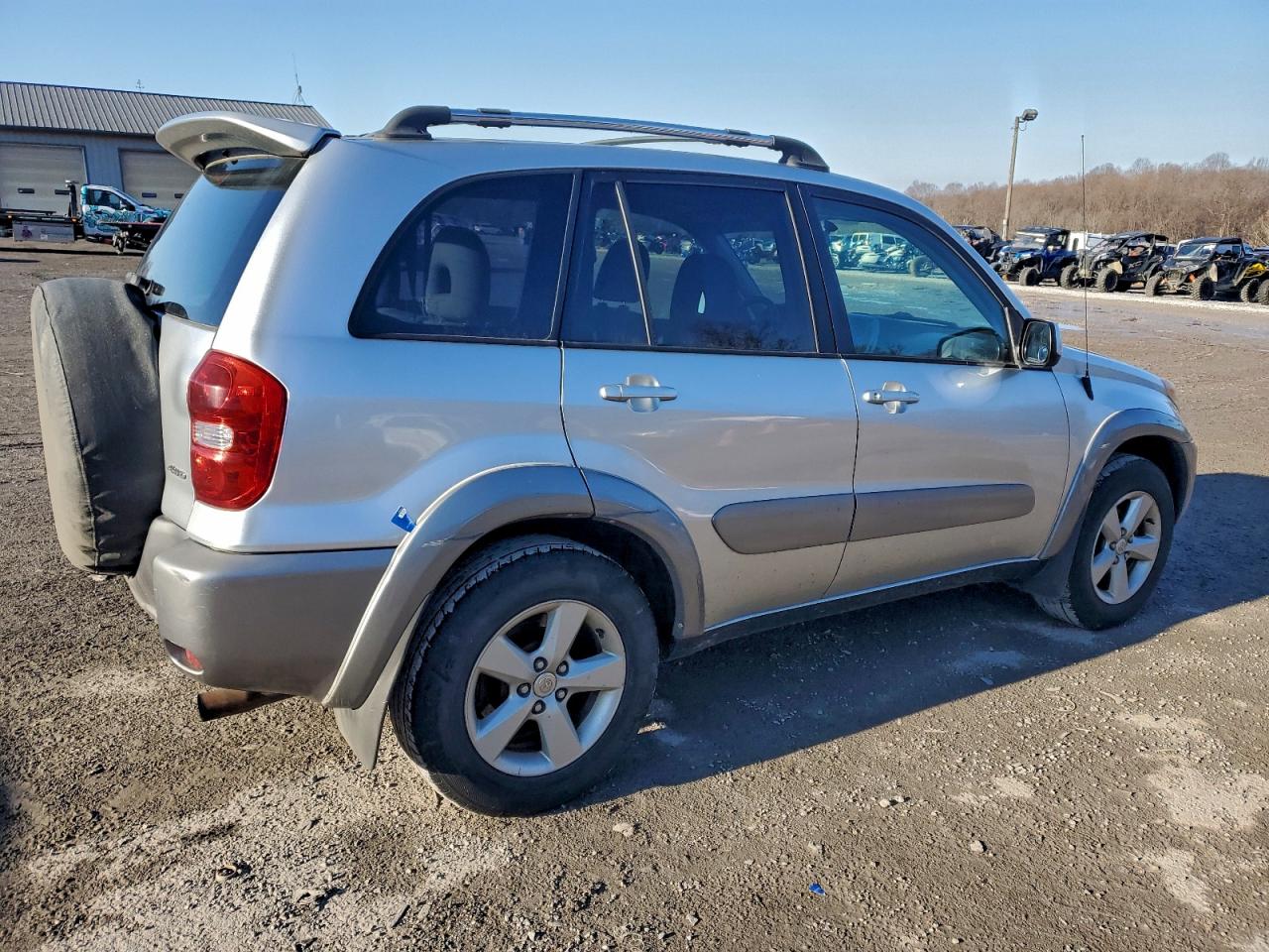 2004 TOYOTA RAV4 photo 3