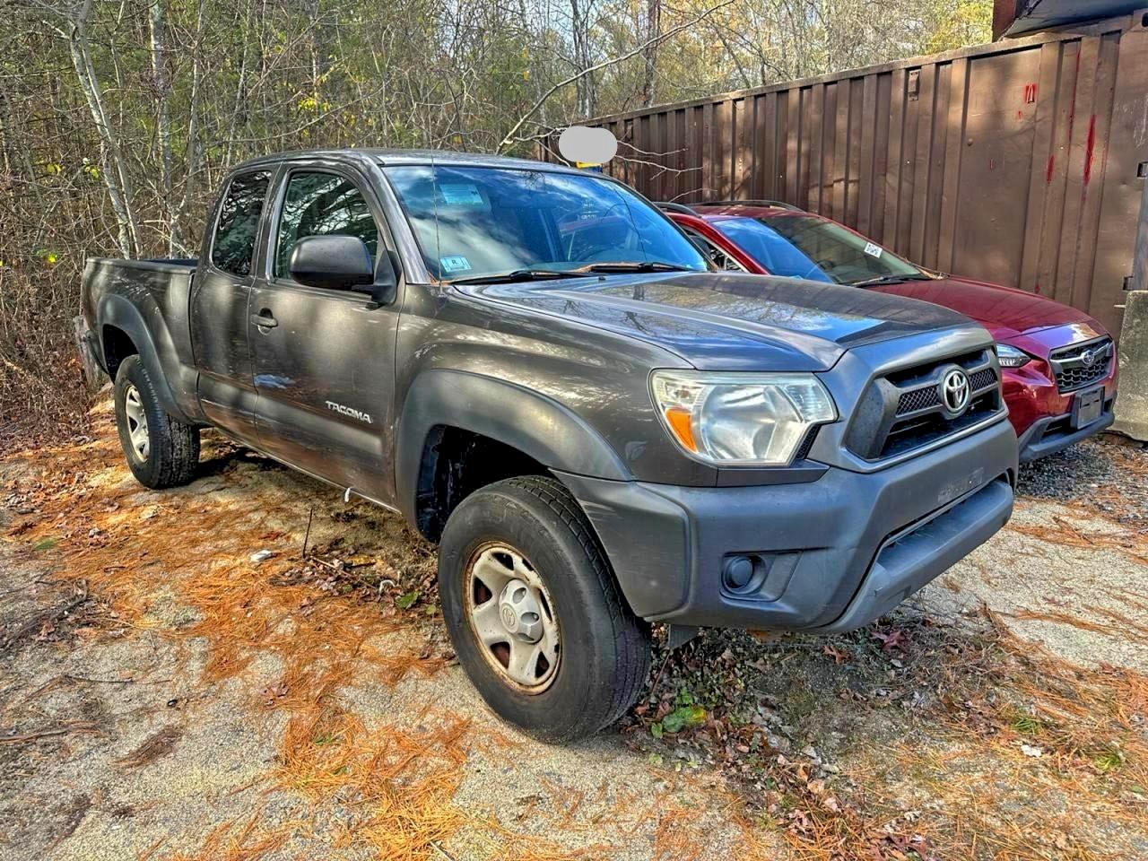 2013 TOYOTA TACOMA