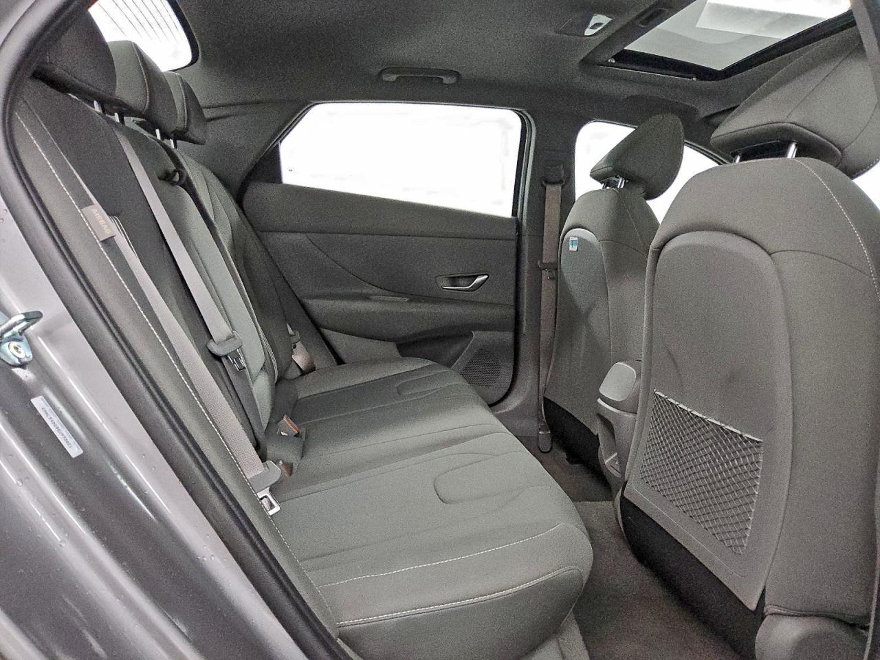 2025 HYUNDAI ELANTRA SEL photo 10
