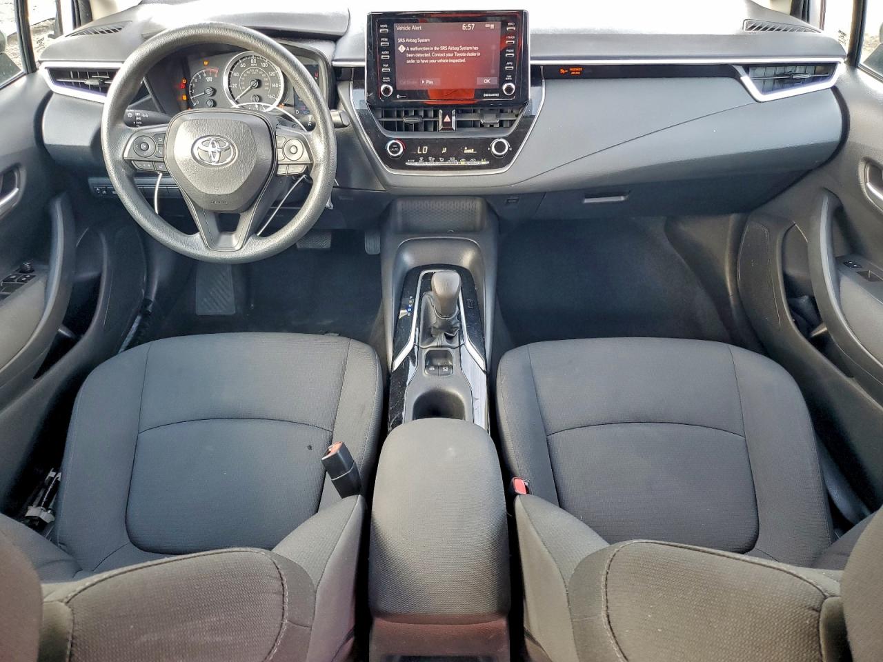 2021 TOYOTA COROLLA LE photo 8