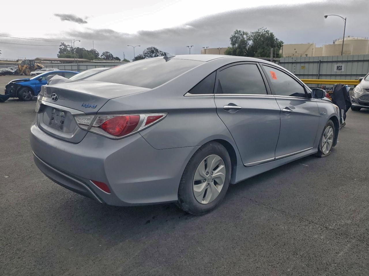 2015 HYUNDAI SONATA HYBRID photo 3