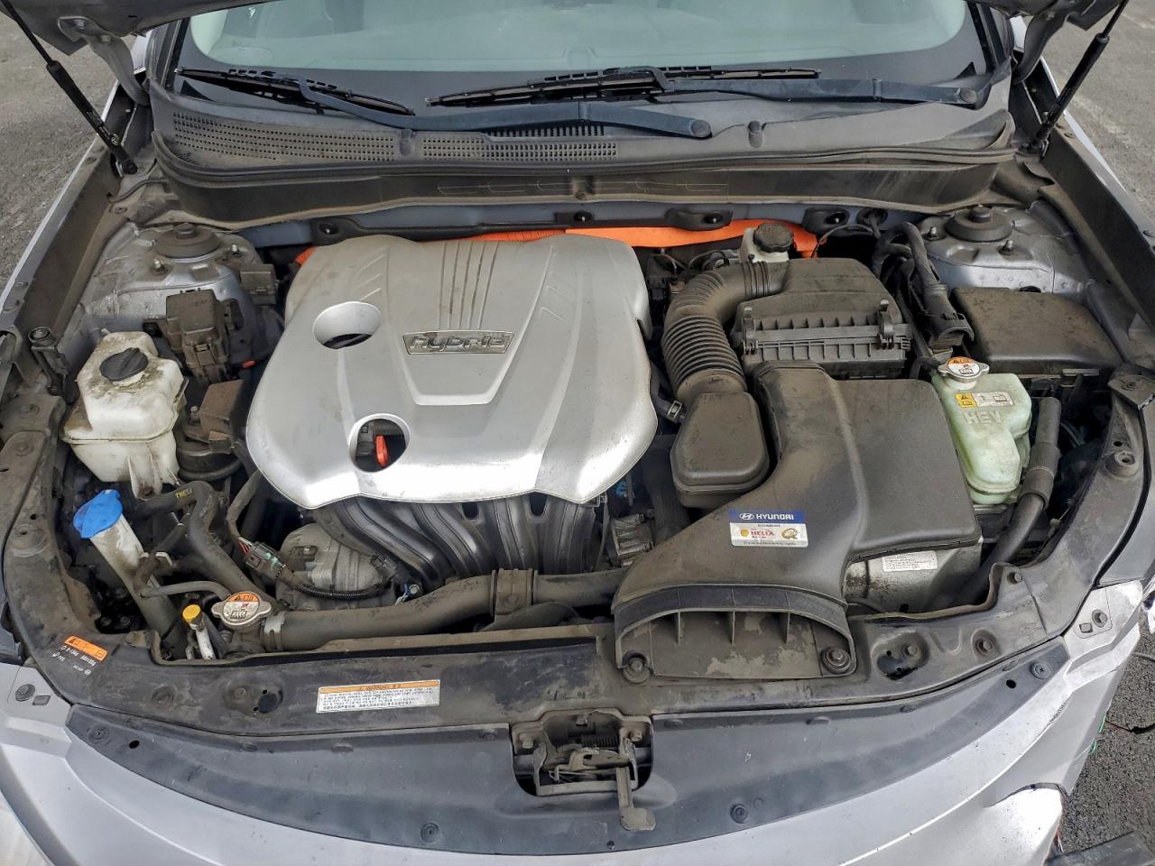 2015 HYUNDAI SONATA HYBRID photo 11