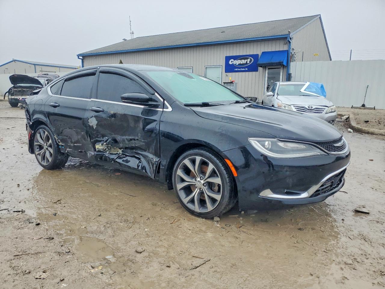 2016 CHRYSLER 200 C photo 4
