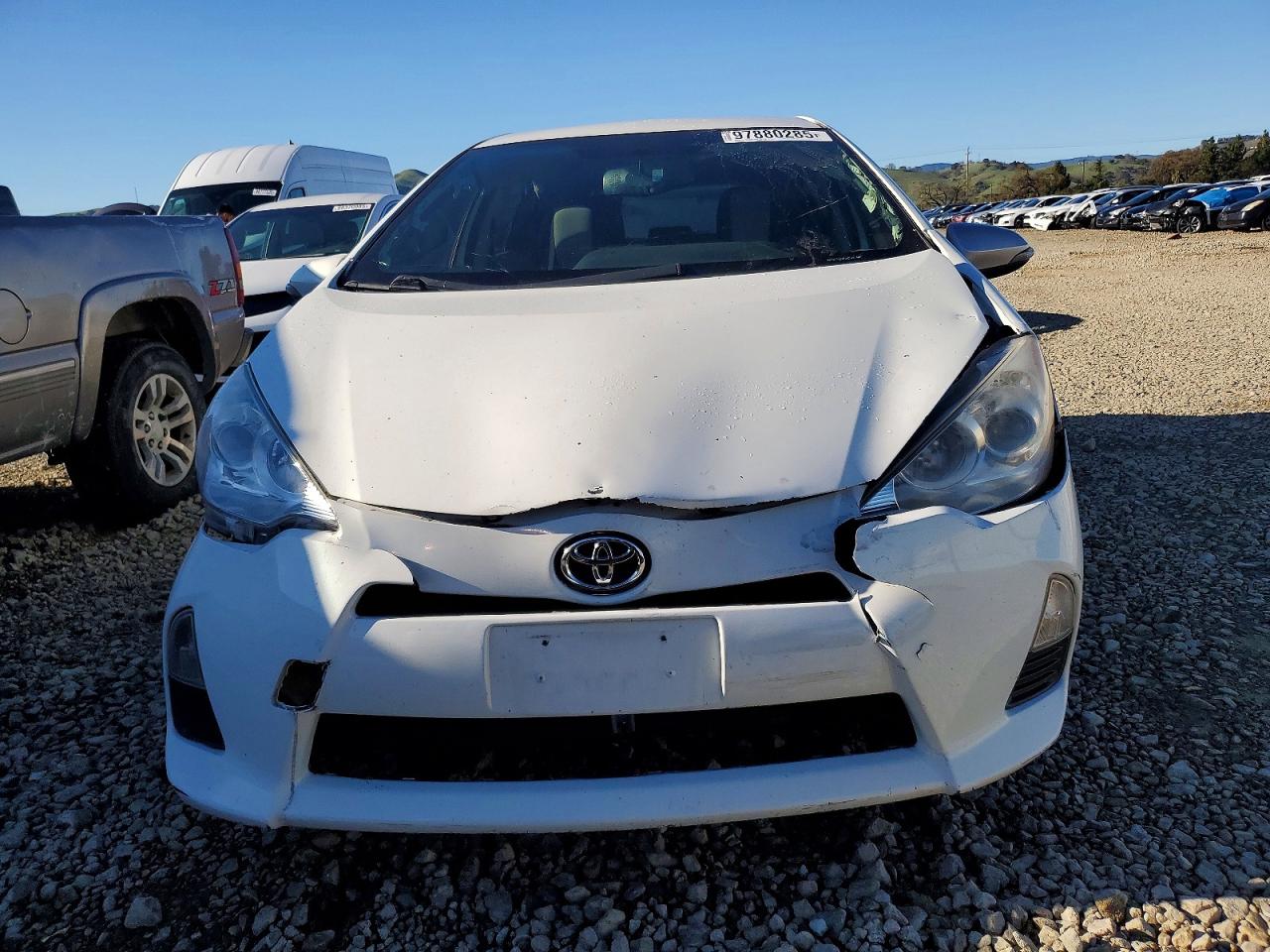 2013 TOYOTA PRIUS C photo 5