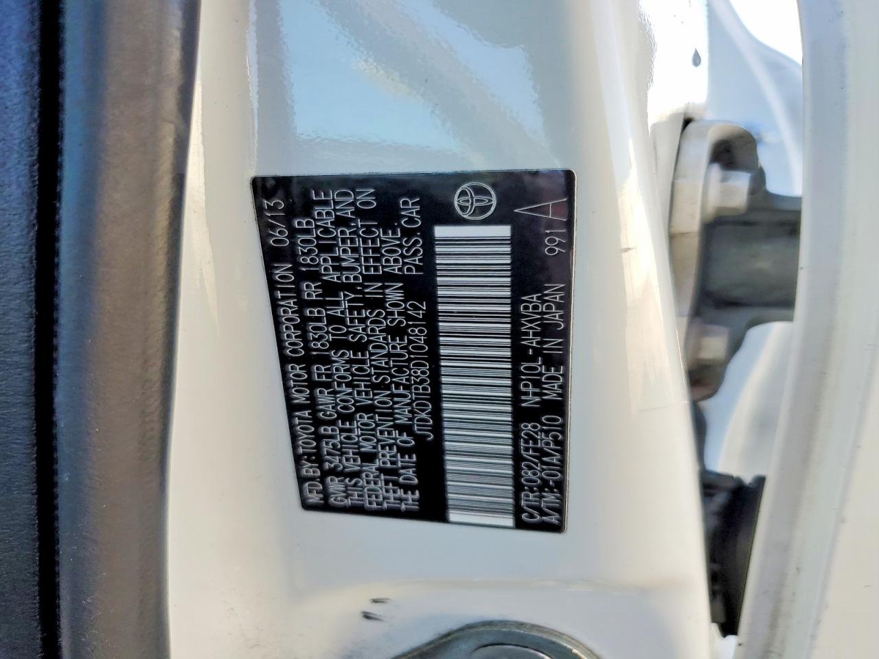 2013 TOYOTA PRIUS C photo 12