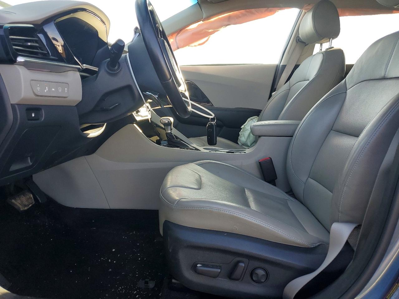 2020 KIA NIRO TOURING photo 7