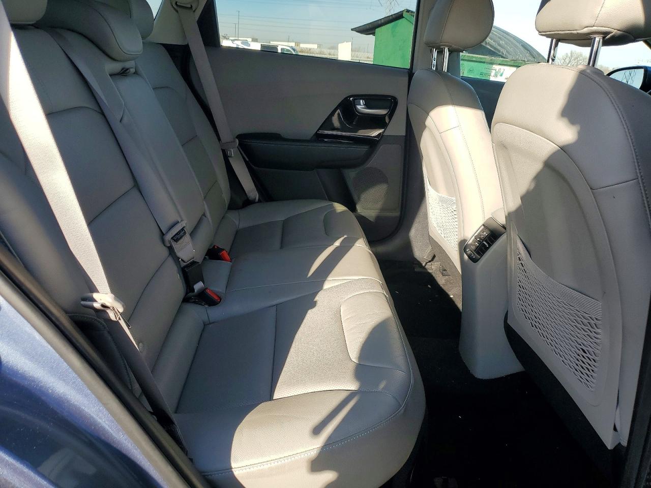 2020 KIA NIRO TOURING photo 10