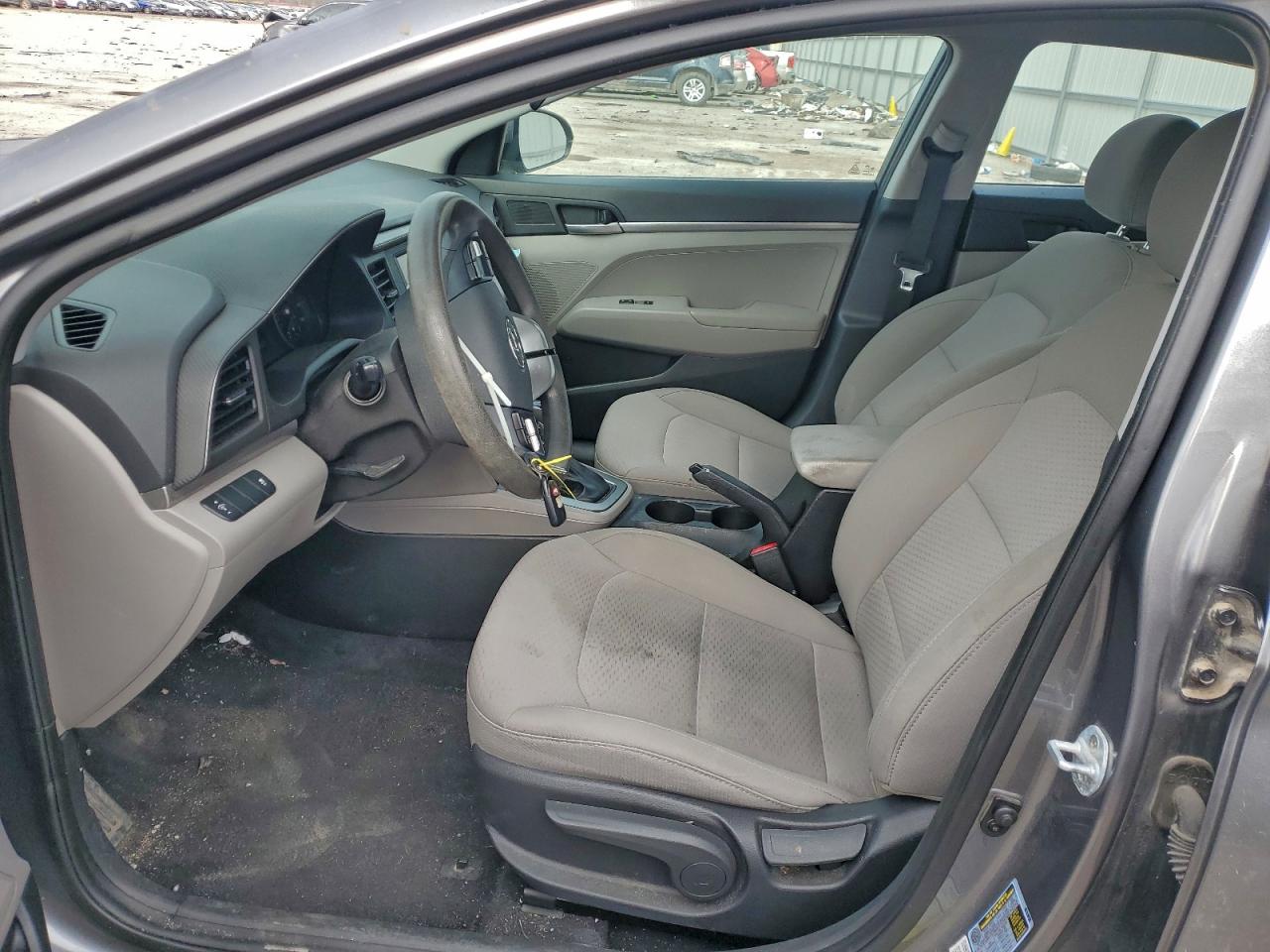 2019 HYUNDAI ELANTRA SE photo 7
