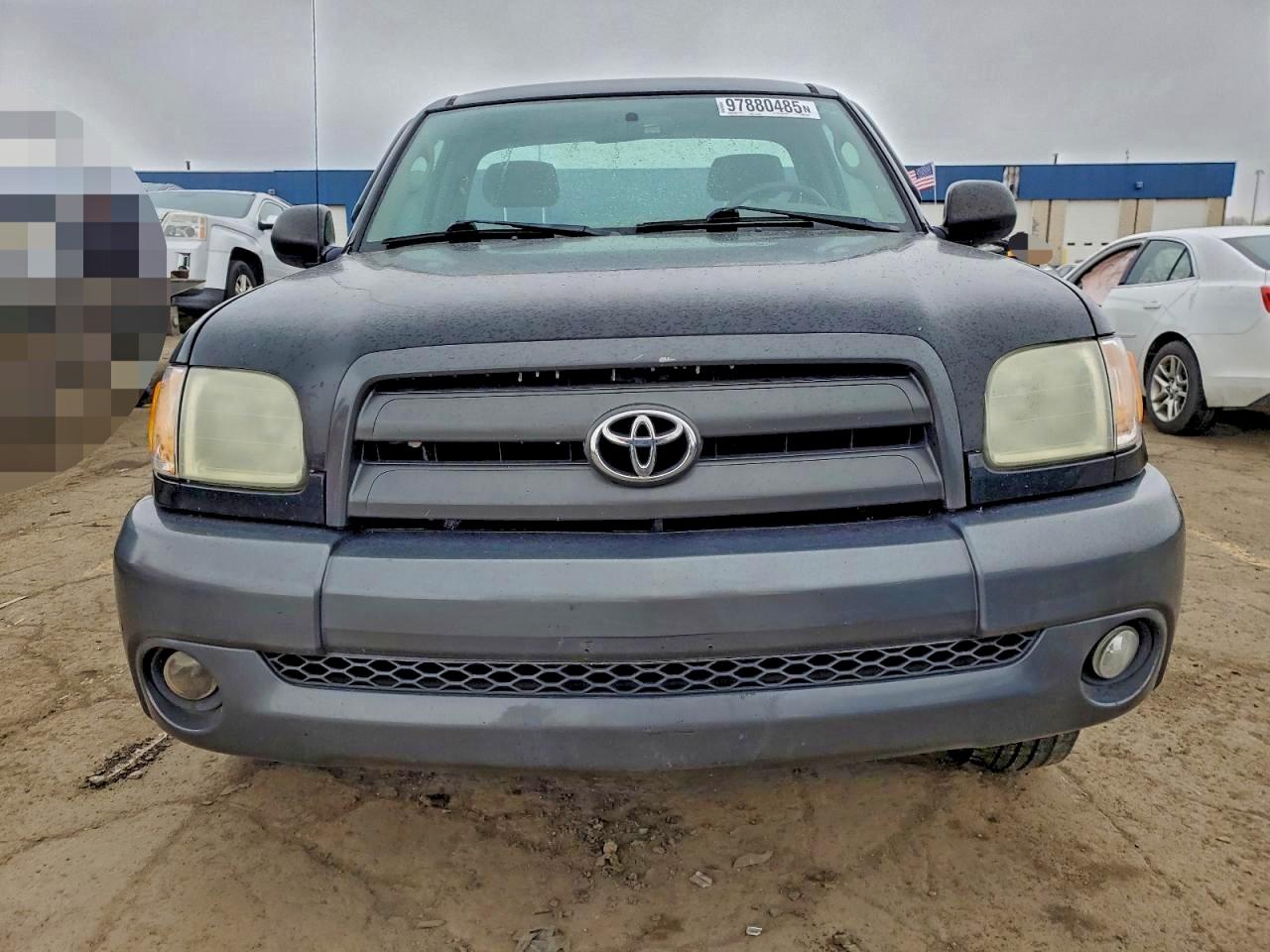 2004 TOYOTA TUNDRA photo 5