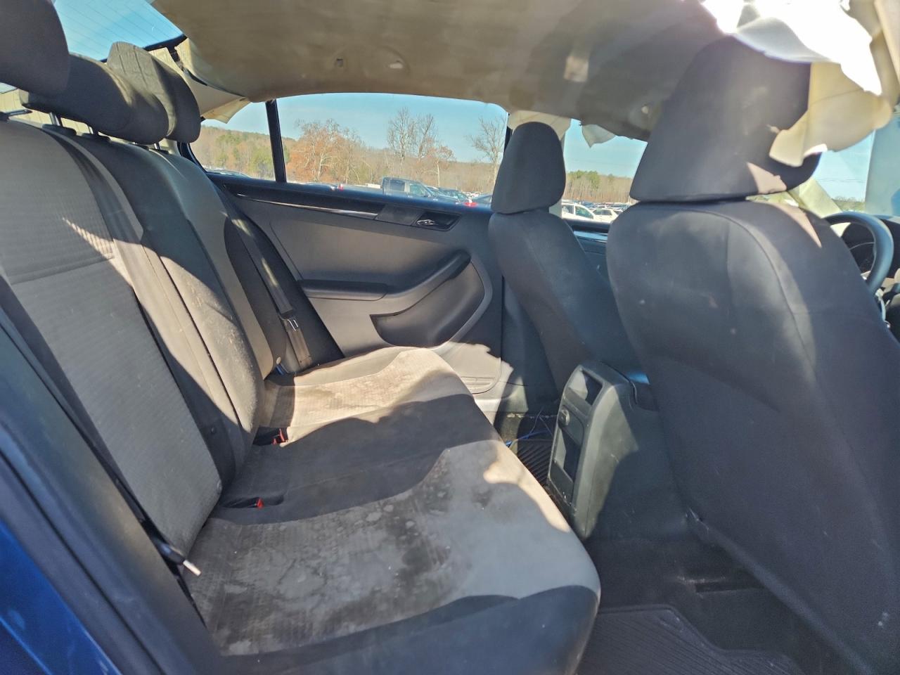 2018 VOLKSWAGEN JETTA S photo 10