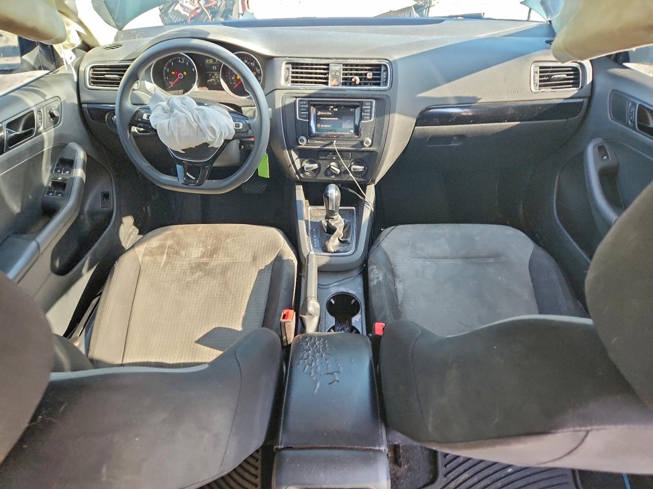 2018 VOLKSWAGEN JETTA S photo 8