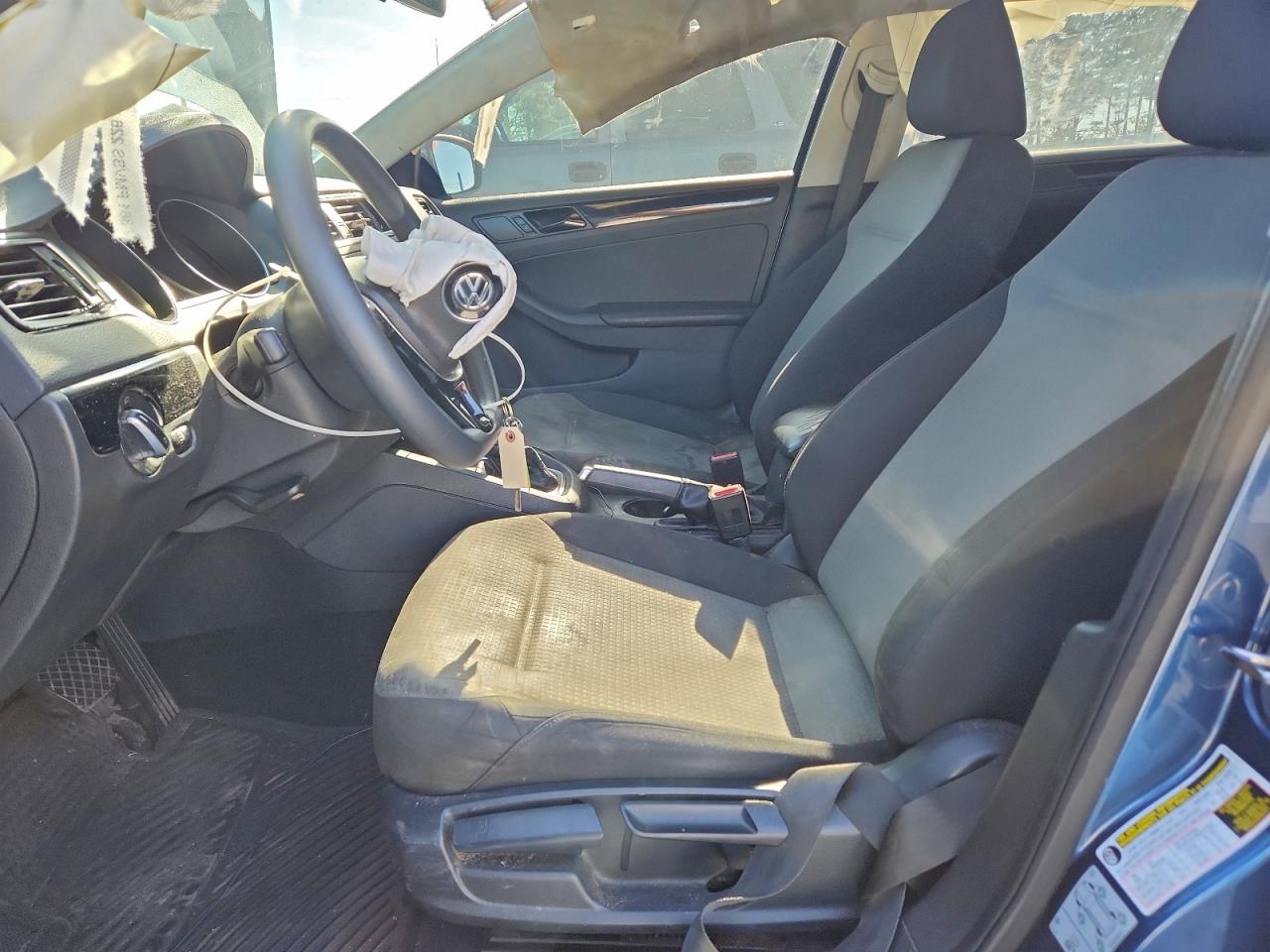 2018 VOLKSWAGEN JETTA S photo 7