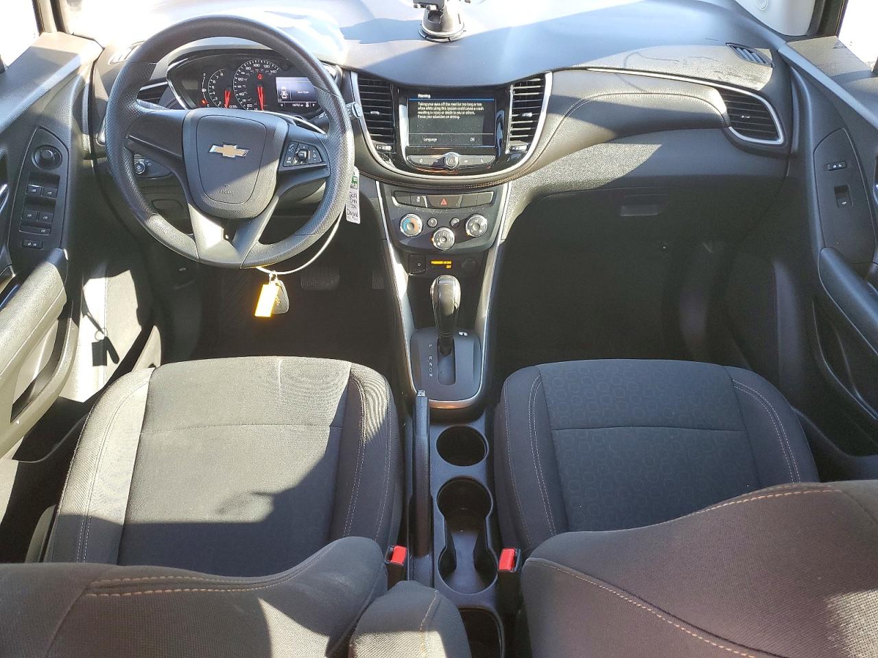 2019 CHEVROLET TRAX LS photo 8