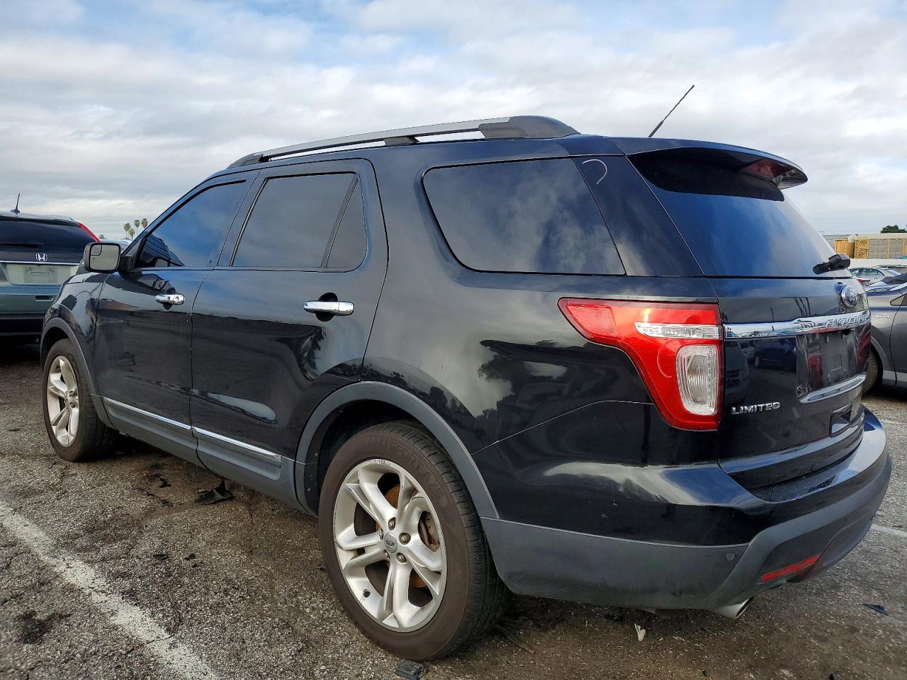 2011 FORD EXPLORER LIMITED photo 2