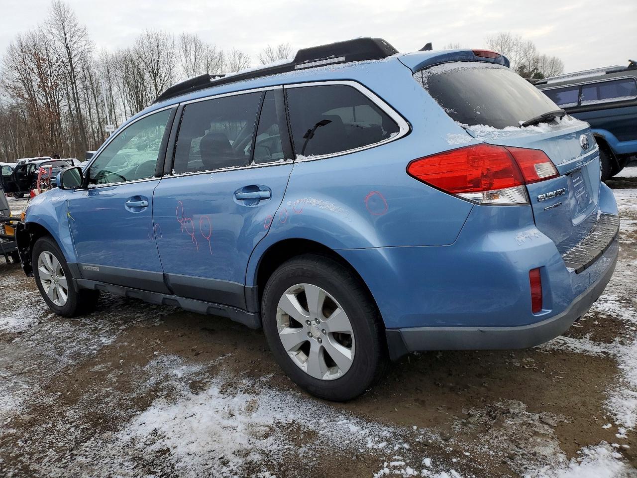 2011 SUBARU OUTBACK 2.5I LIMITED photo 2