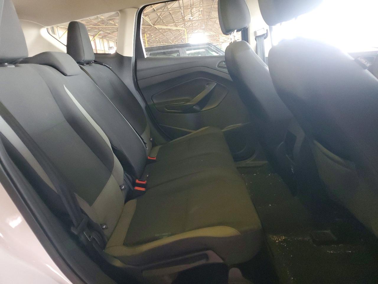 2016 FORD ESCAPE S photo 10