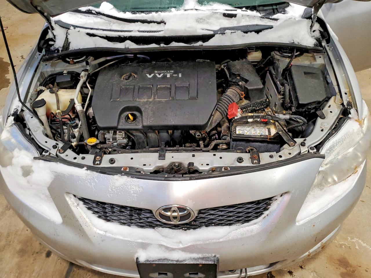2010 TOYOTA COROLLA BASE photo 11