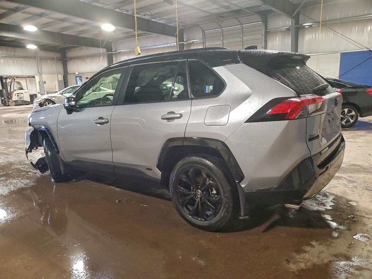 2024 TOYOTA RAV4 XSE photo 2