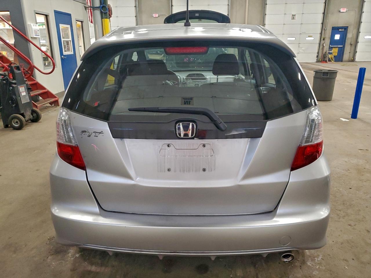 2011 HONDA FIT SPORT photo 6
