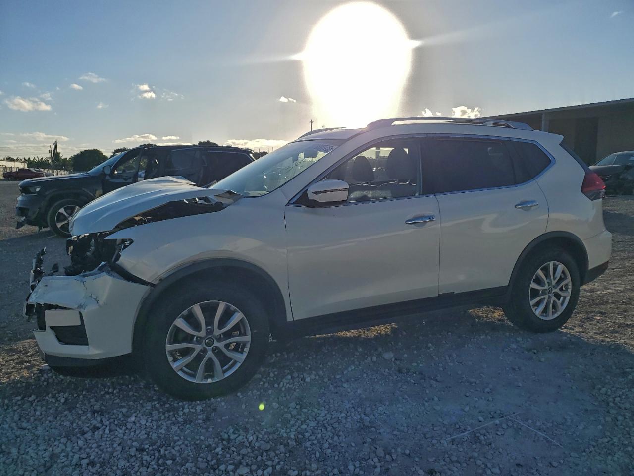 2017 NISSAN ROGUE